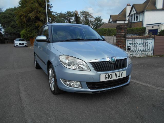 2011 (11) Skoda Fabia 1.2 TSI Elegance Estate 5dr Petrol Manual Euro 5 (86 ps)